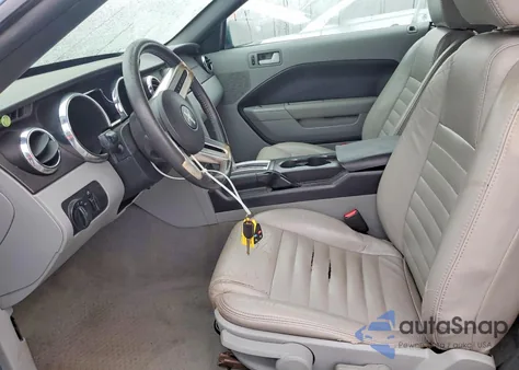 2008 Ford Mustang z USA, uszkodzony, nr VIN 1ZVHT84N385143390